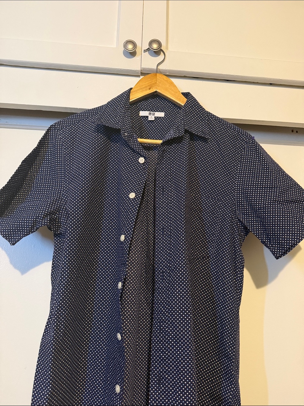 Uniqlo Navy Short-Sleeve Button-Down with White Micro Dot Print - Picture 3 of 7